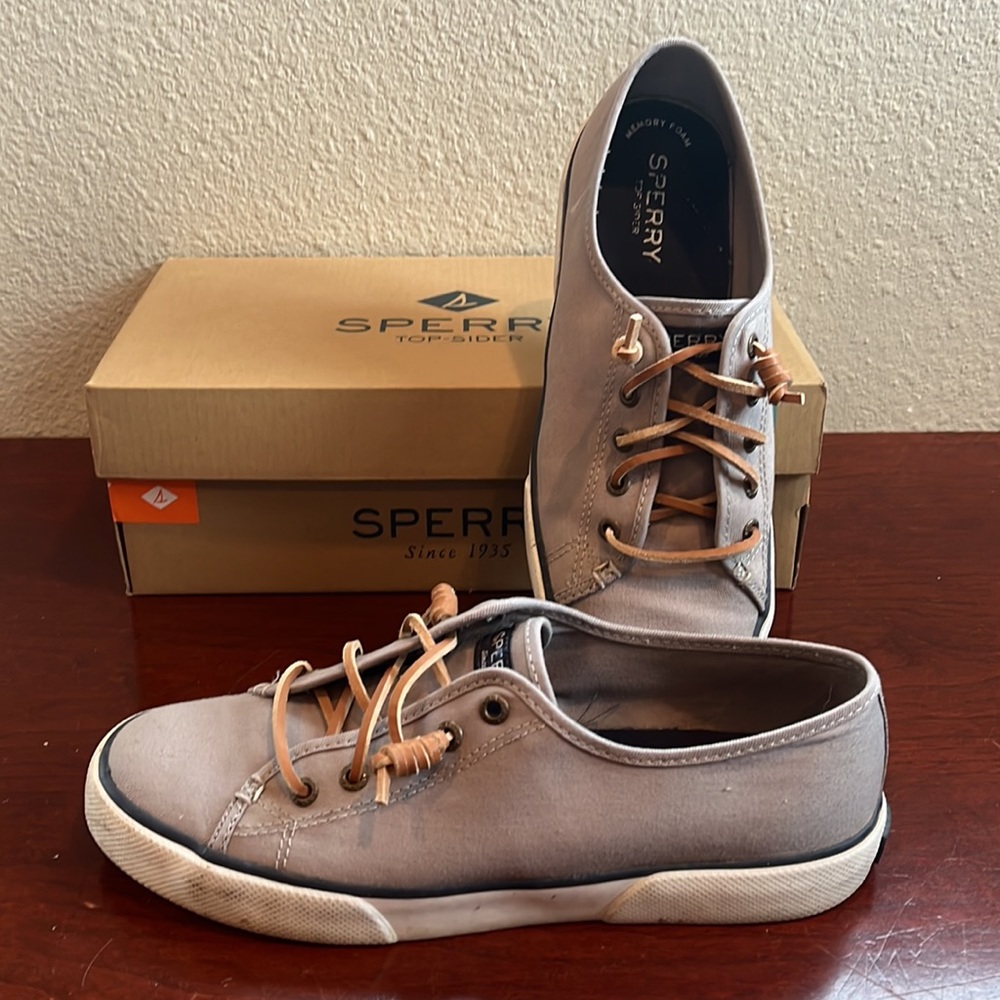 Sperry Top Sider Women’s Pier Core Grey Sneakers size 7.5